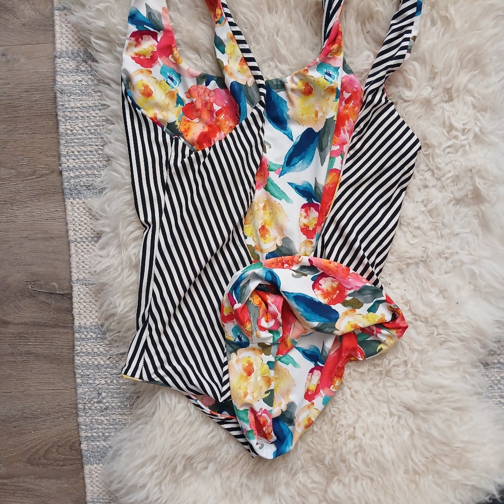 Bathing suit ๐บ - Picture 9 of 9